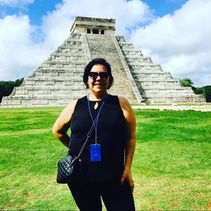 Meet your Posher, Angelica